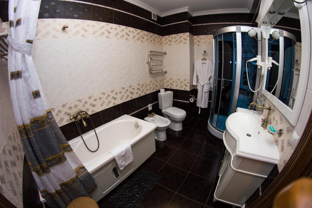 Hotel Vesta Brest Ngoại thất bức ảnh